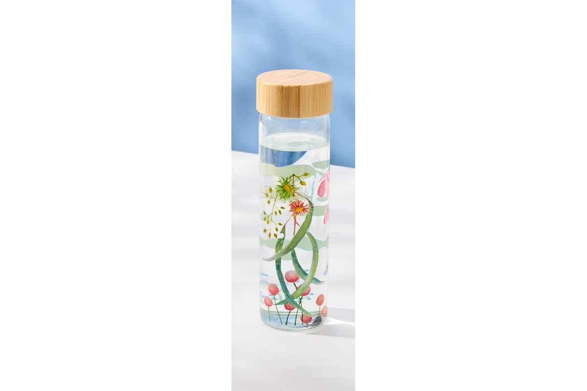 Maxwell & Williams Royal Botanic Gardens Eucalyptus Bloom Glass Water Bottle 550ML