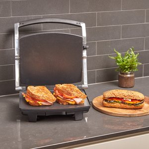 Westinghouse Flat Sandwich Press 4 Slice-westinghouse-What's Cooking Online Store