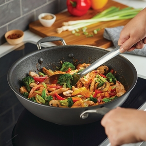 Circulon Scratchdefense 34cm Open Stirfry with Handle-circulon-What's Cooking Online Store