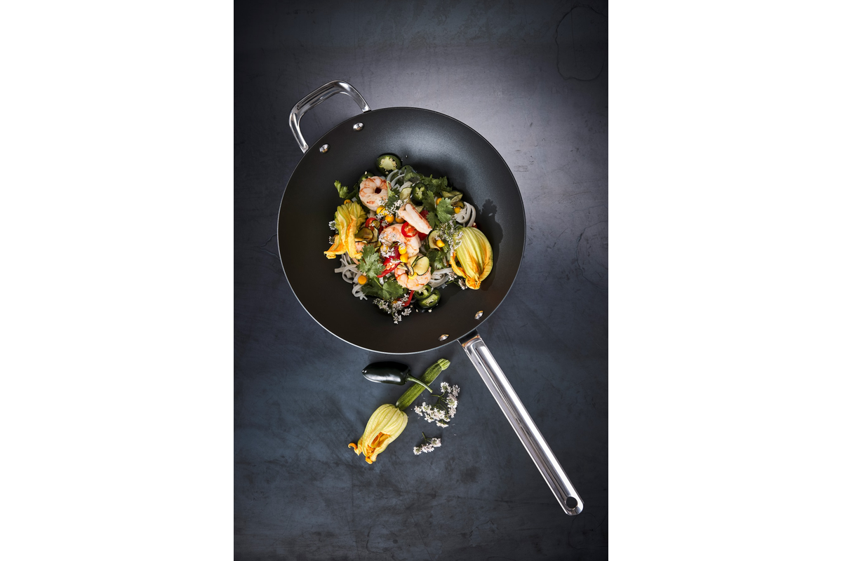 Scanpan Black Iron 30cm Black Carbon Steel Wok